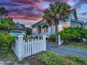 20 Peppervine Trl Bald Head Island, NC 28461