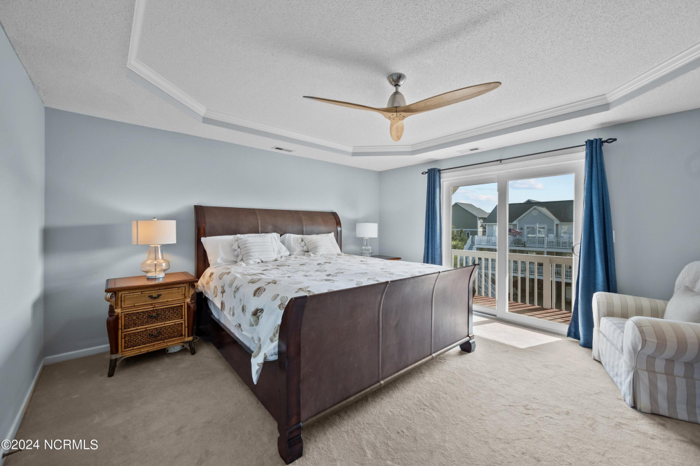 108 Shaes Ldg Surf City, NC 28445