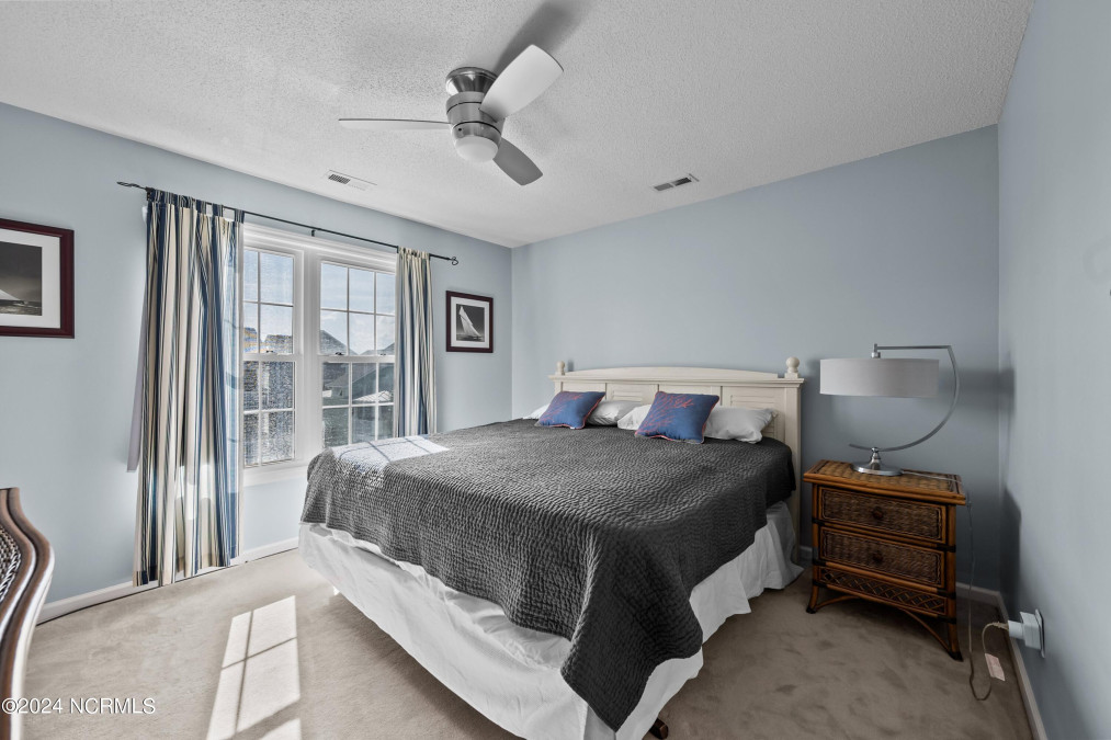 108 Shaes Ldg Surf City, NC 28445