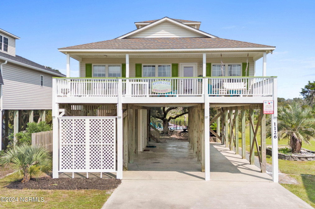 1126 Dolphin Dr Oak Island, NC 28465