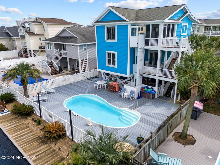 139 Carolina Ave Holden Beach, NC 28462