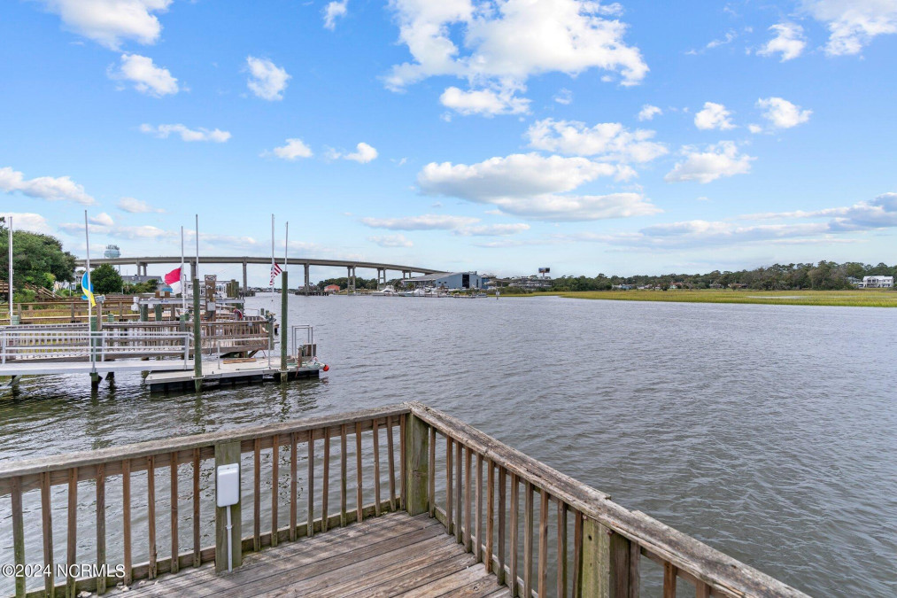 139 Carolina Ave Holden Beach, NC 28462