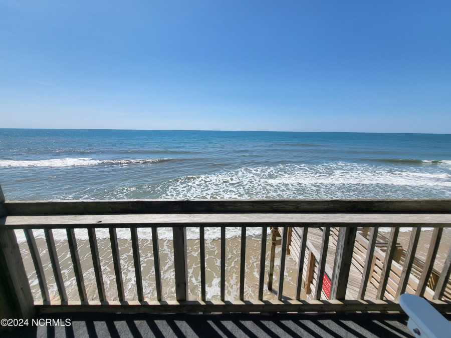 2174 New River Inlet Rd North Topsail Beach, NC 28460