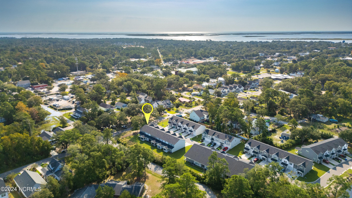 350 Trevally Ct Southport, NC 28461