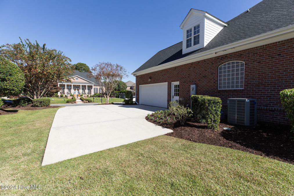 136 Clairidge Dr Wilmington, NC 28412