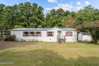 220 Hudson Rd Whiteville, NC 28472