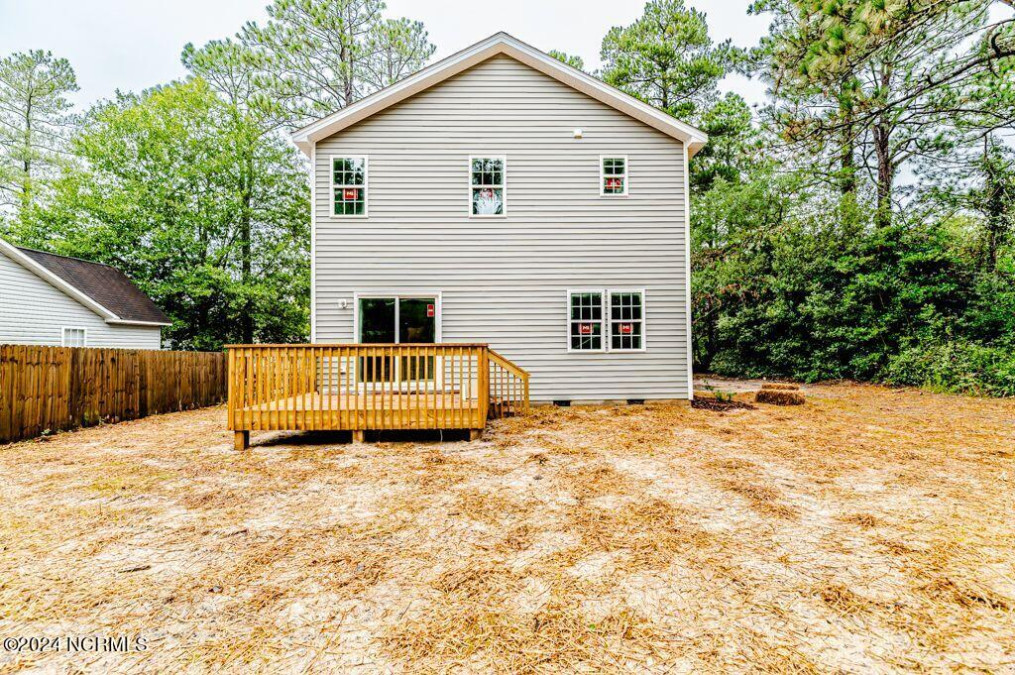 724 Chapin Rd Aberdeen, NC 28315