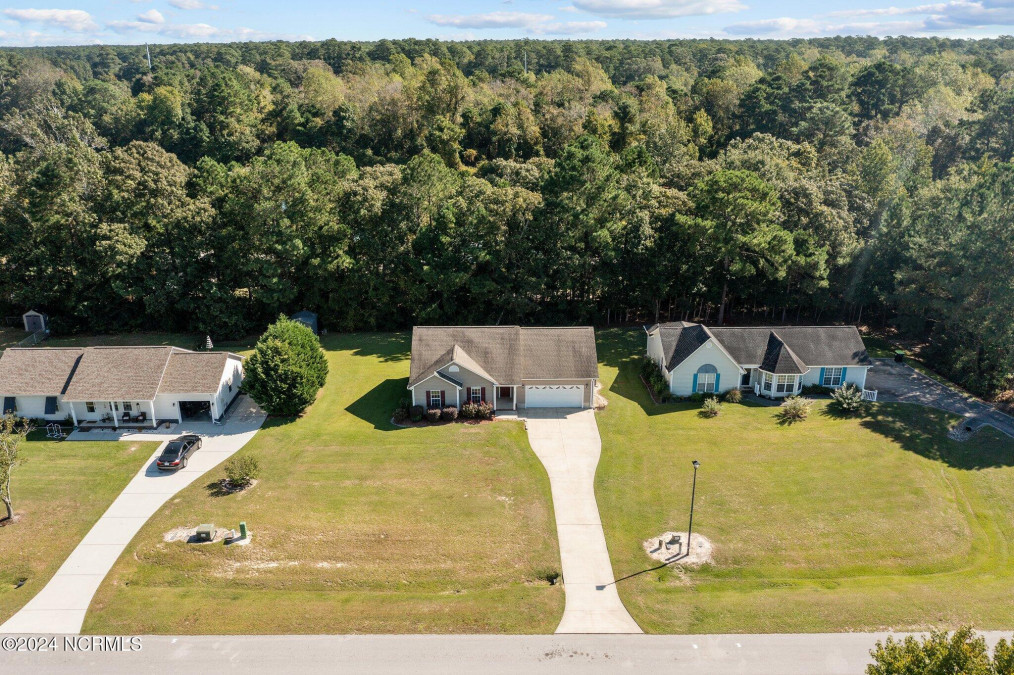 229 Palomino Ln Swansboro, NC 28584