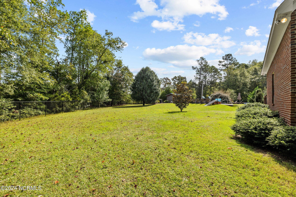 573 Boyd Lake Rd Hamlet, NC 28345