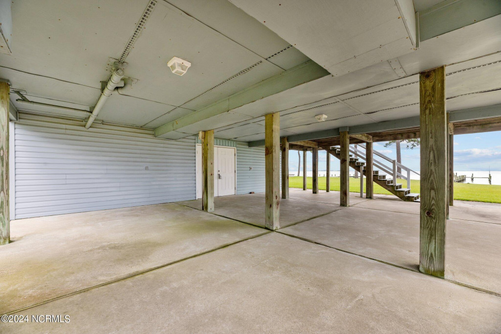 356 Windy Point Rd Bayboro, NC 28515