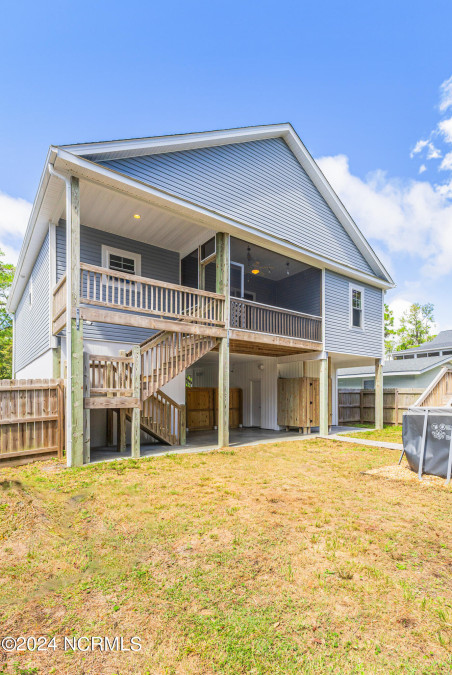 308 52nd St Oak Island, NC 28465