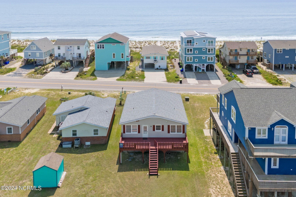 2608 Beach Dr Oak Island, NC 28465