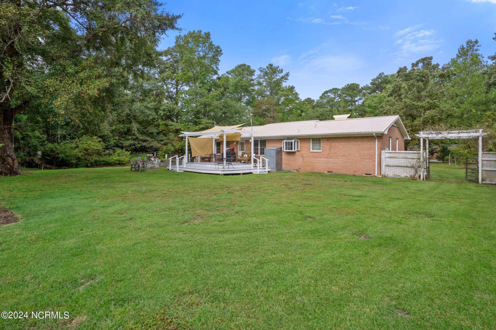 172 Grants Creek Rd Jacksonville, NC 28546