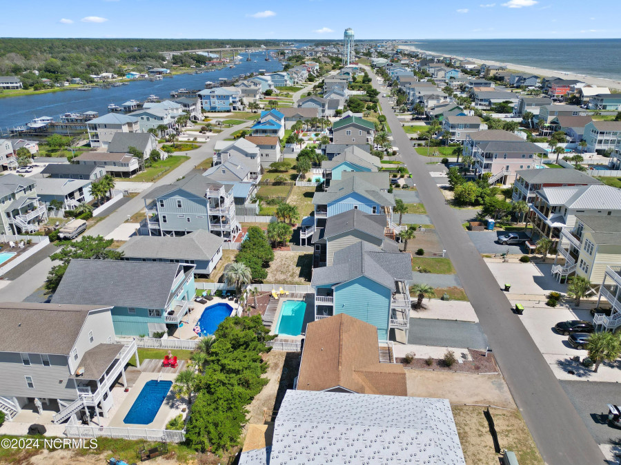 220 Brunswick Ave Holden Beach, NC 28462