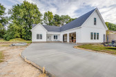 210 Crown Dr Washington, NC 27889