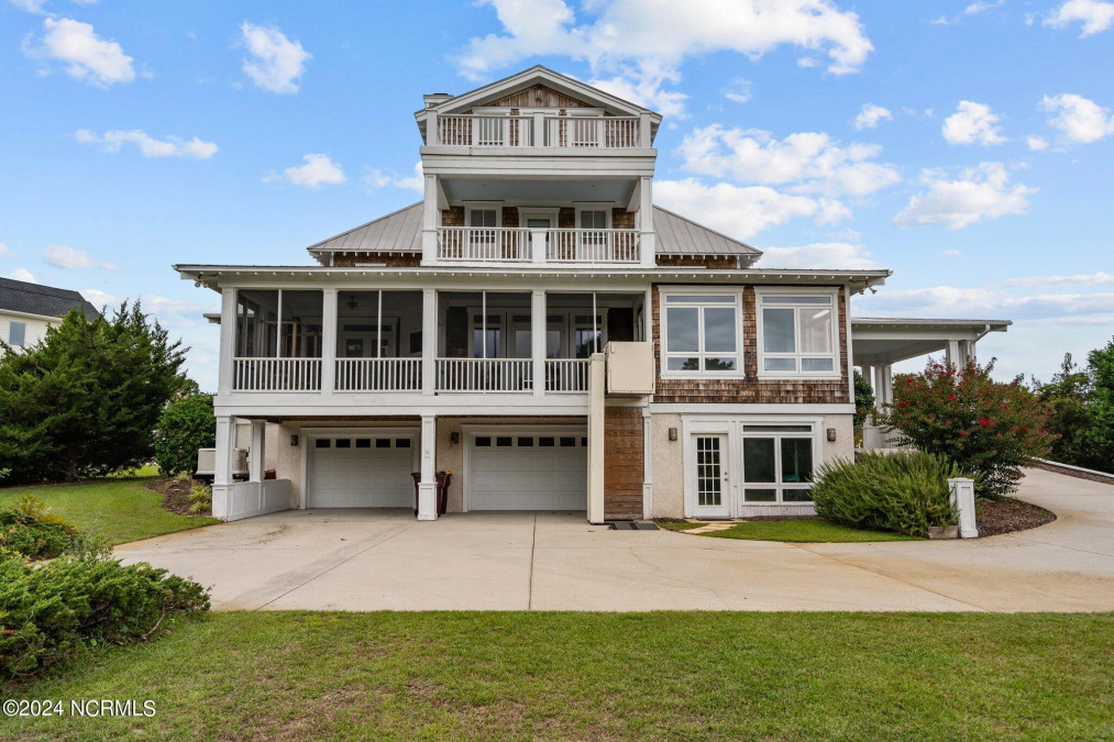 317 Island View Dr Hampstead, NC 28443