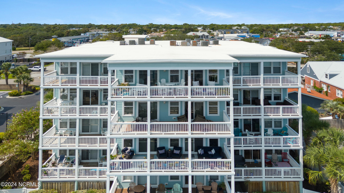 712 Saint Joseph St Carolina Beach, NC 28428