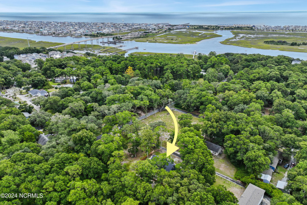 1630 Sapphire Ave Ocean Isle Beach, NC 28469