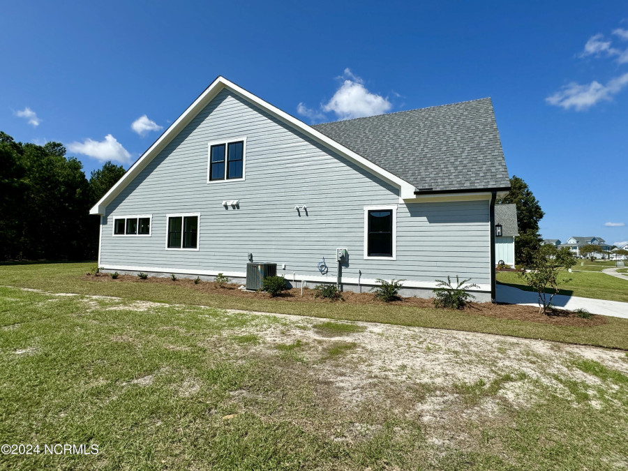 456 Summerhouse Dr Holly Ridge, NC 28445