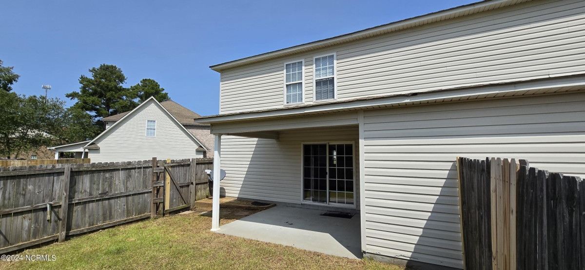 4032 Lucerne Ct Winterville, NC 28590