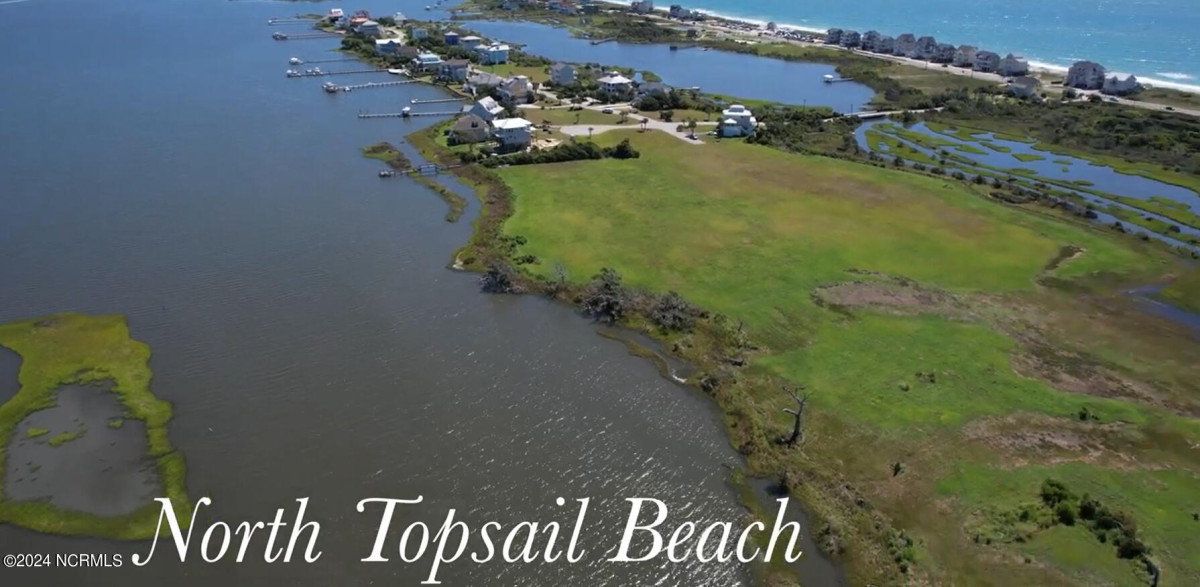 2712 Island Dr North Topsail Beach, NC 28460