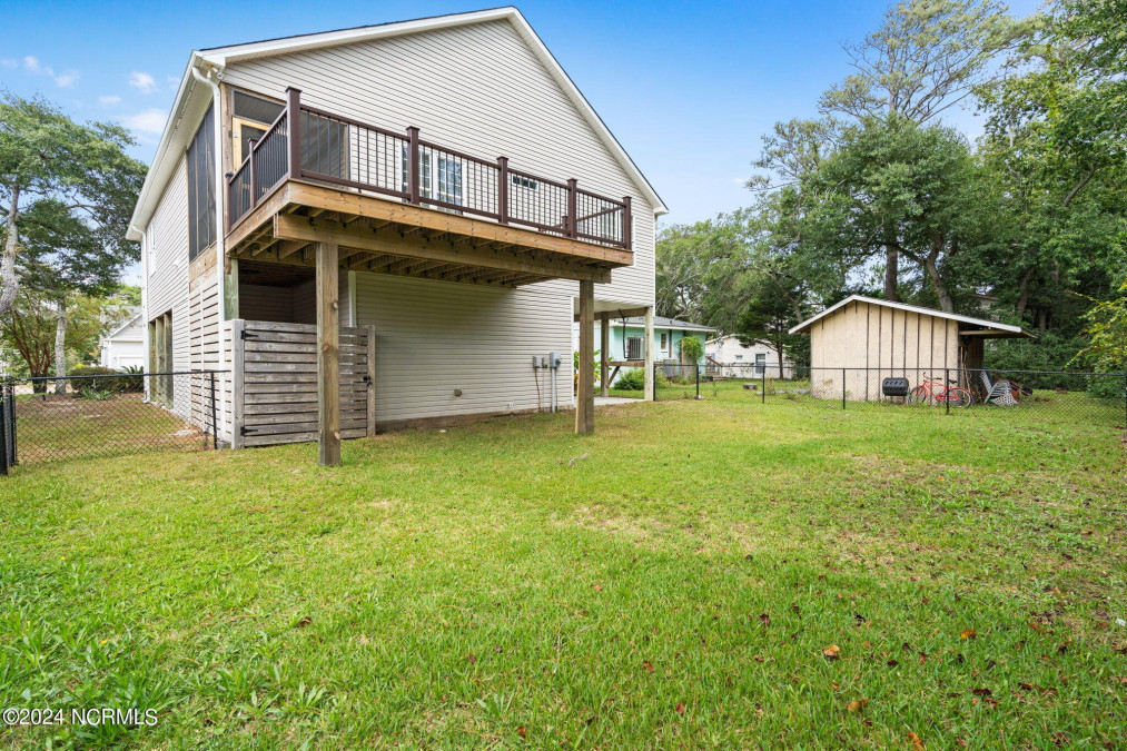 316 49th St Oak Island, NC 28465