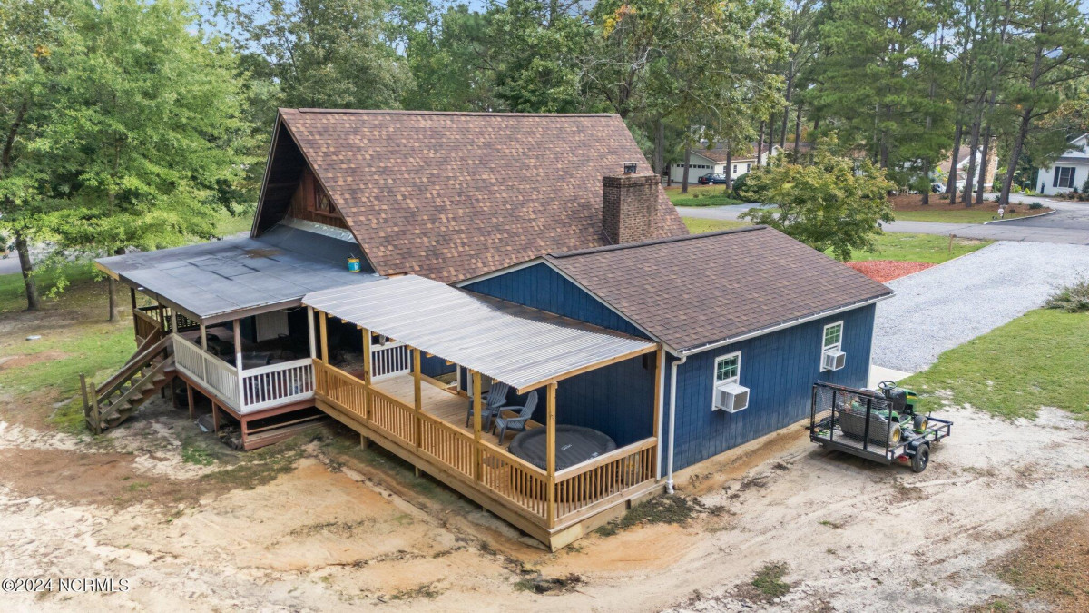 105 Lakeview Point West End, NC 27376