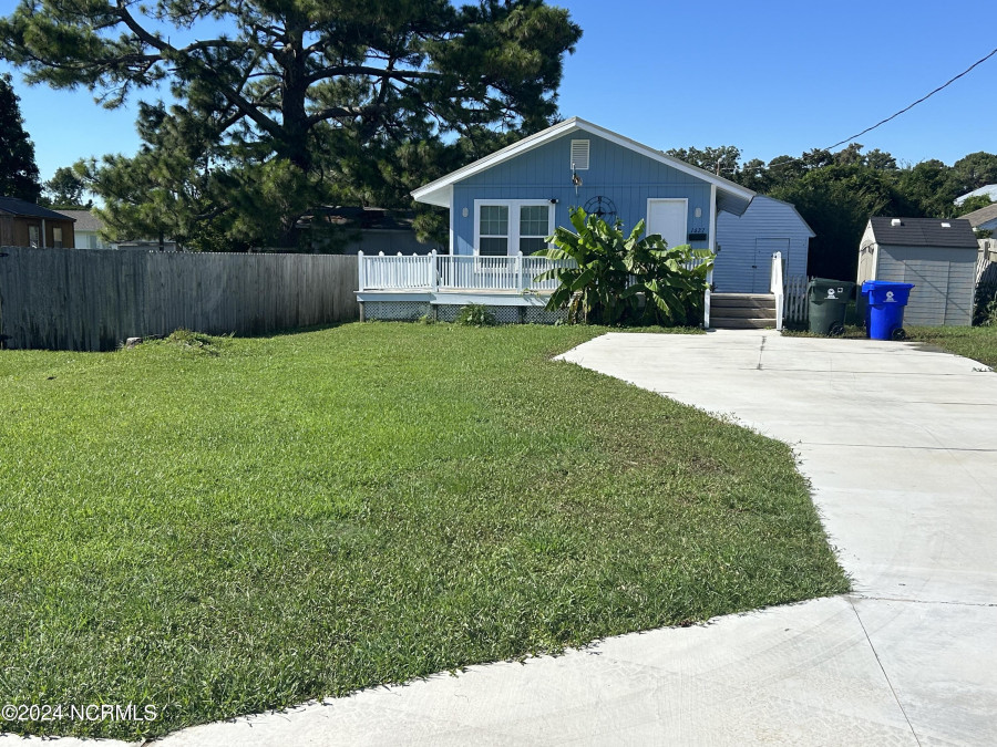 1627 Live Oak St Beaufort, NC 28516