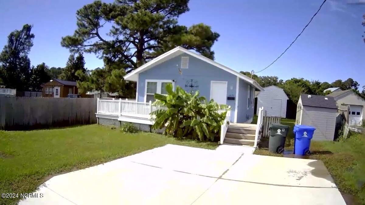 1627 Live Oak St Beaufort, NC 28516