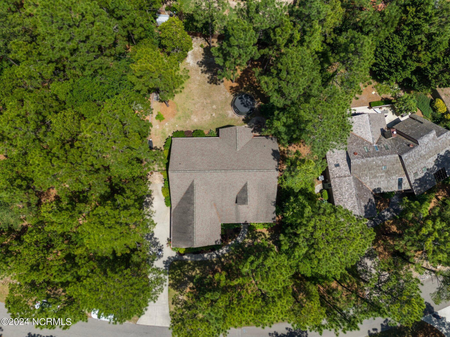 6 Hot Springs Ln Pinehurst, NC 28374