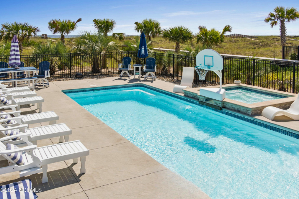 1219 Ocean Blvd Holden Beach, NC 28462