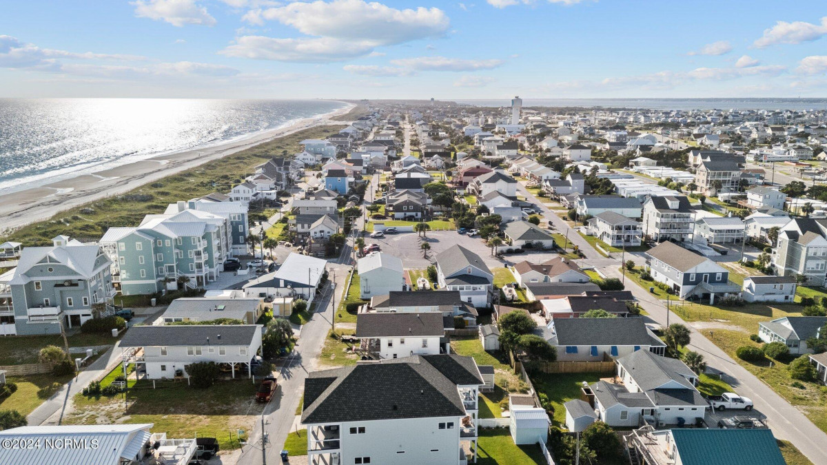 305 Caswell St Atlantic Beach, NC 28512