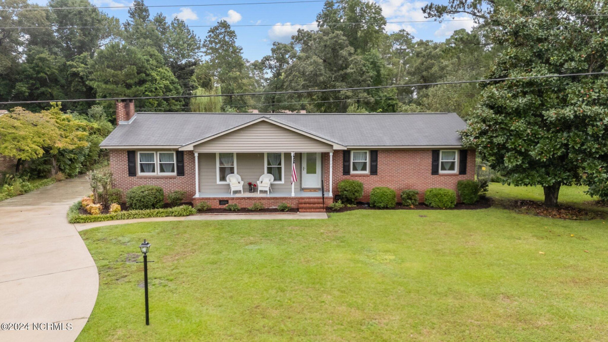 123 Paradise Cir Havelock, NC 28532