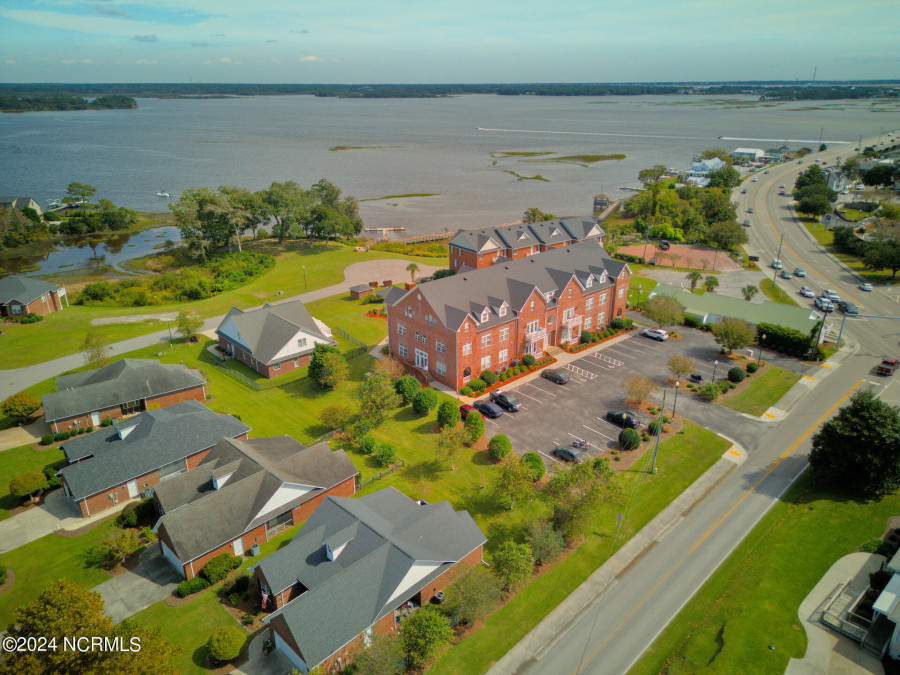 502 Main St Swansboro, NC 28584