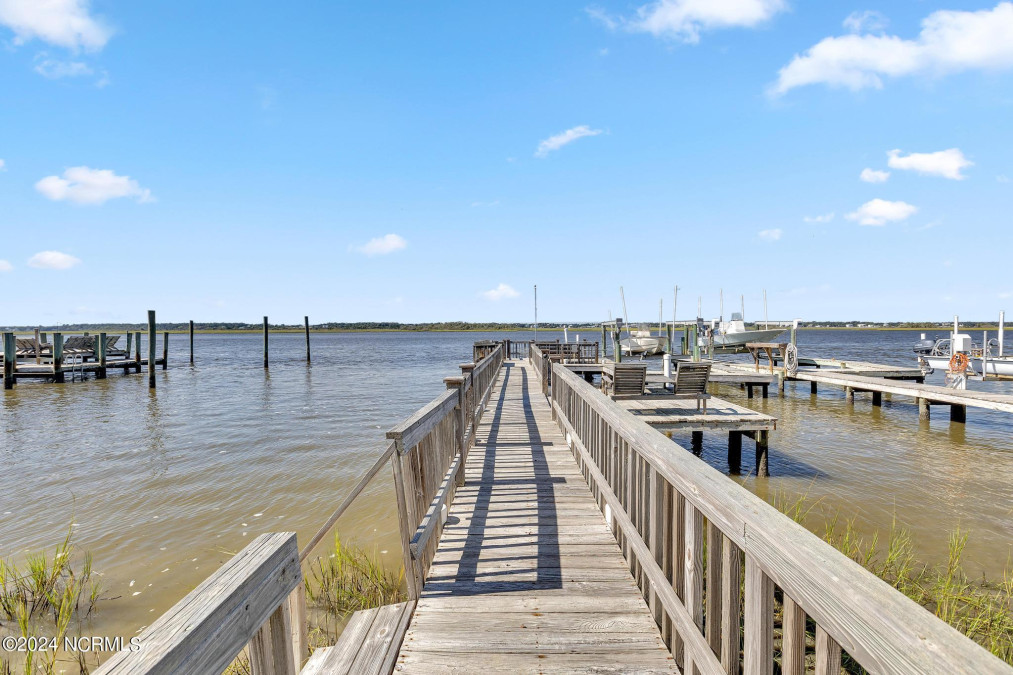 447 Catherine Ave Topsail Beach, NC 28445