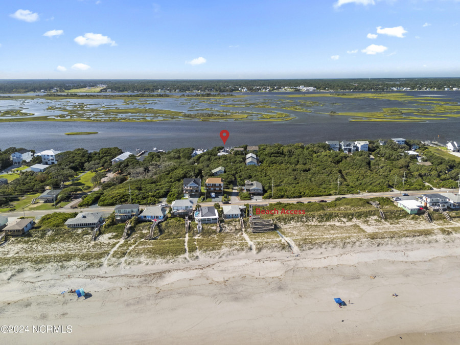 447 Catherine Ave Topsail Beach, NC 28445