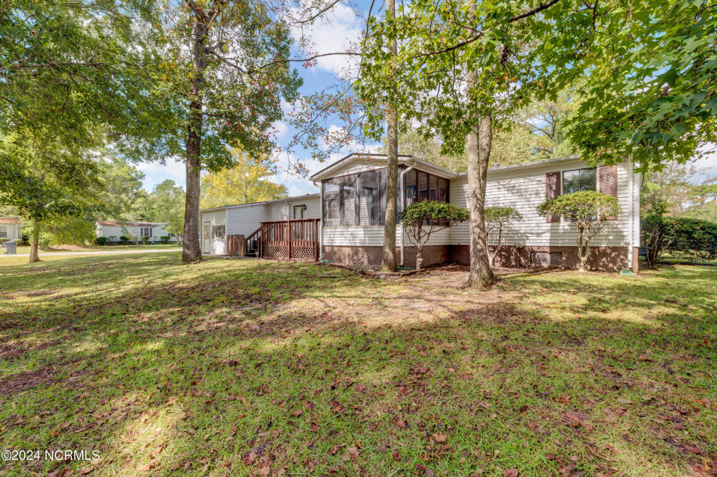 515 Pirate Ct Hampstead, NC 28443