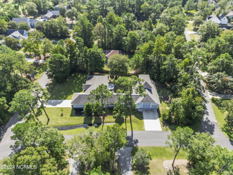 147 Pine Needle Dr Hampstead, NC 28443