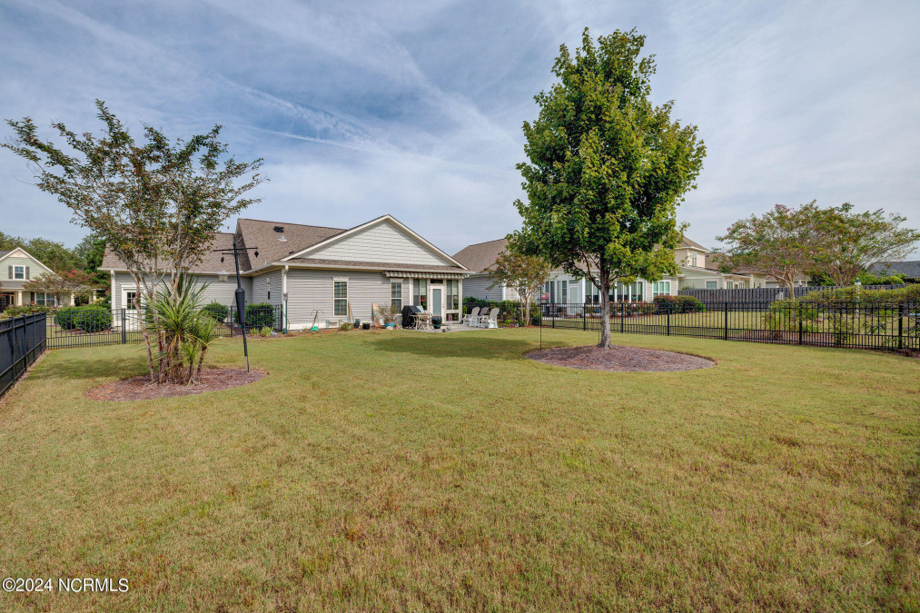 2273 Azalea Pointe Leland, NC 28451