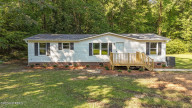 2305 Old Bath Hw Washington, NC 27889