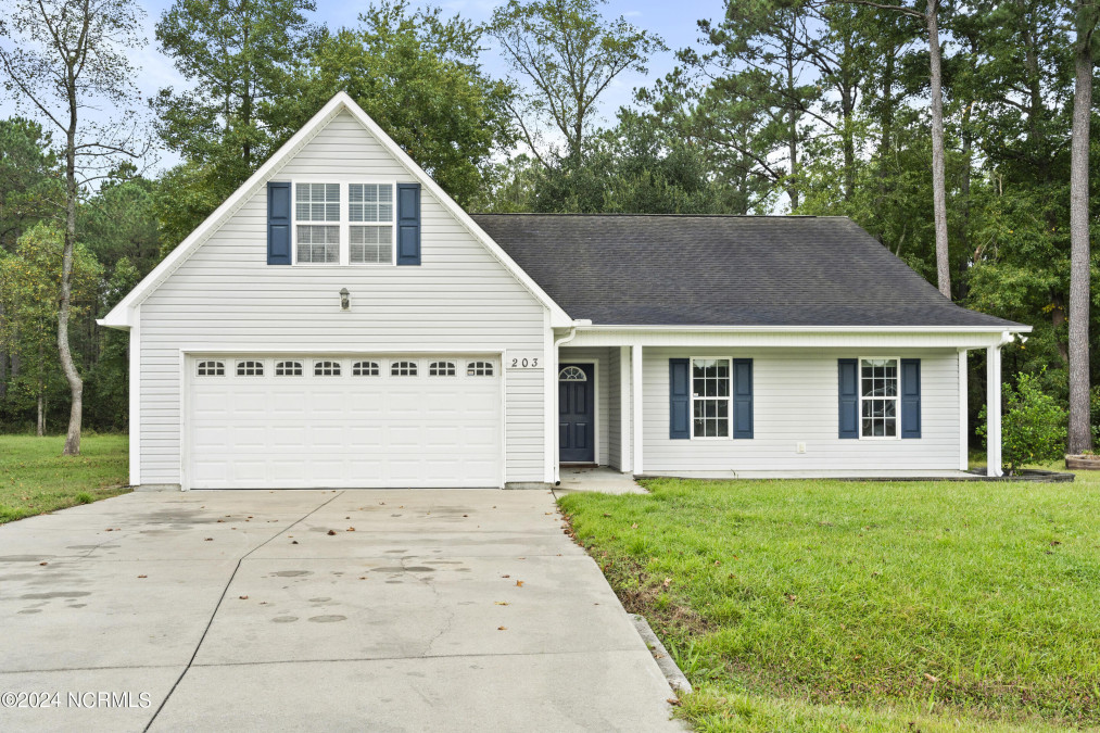 203 Wagon Ct Richlands, NC 28574