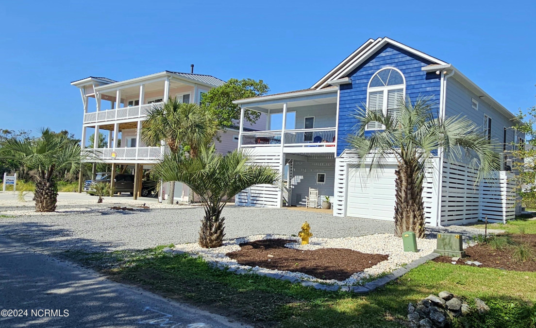 107 71st St Oak Island, NC 28465