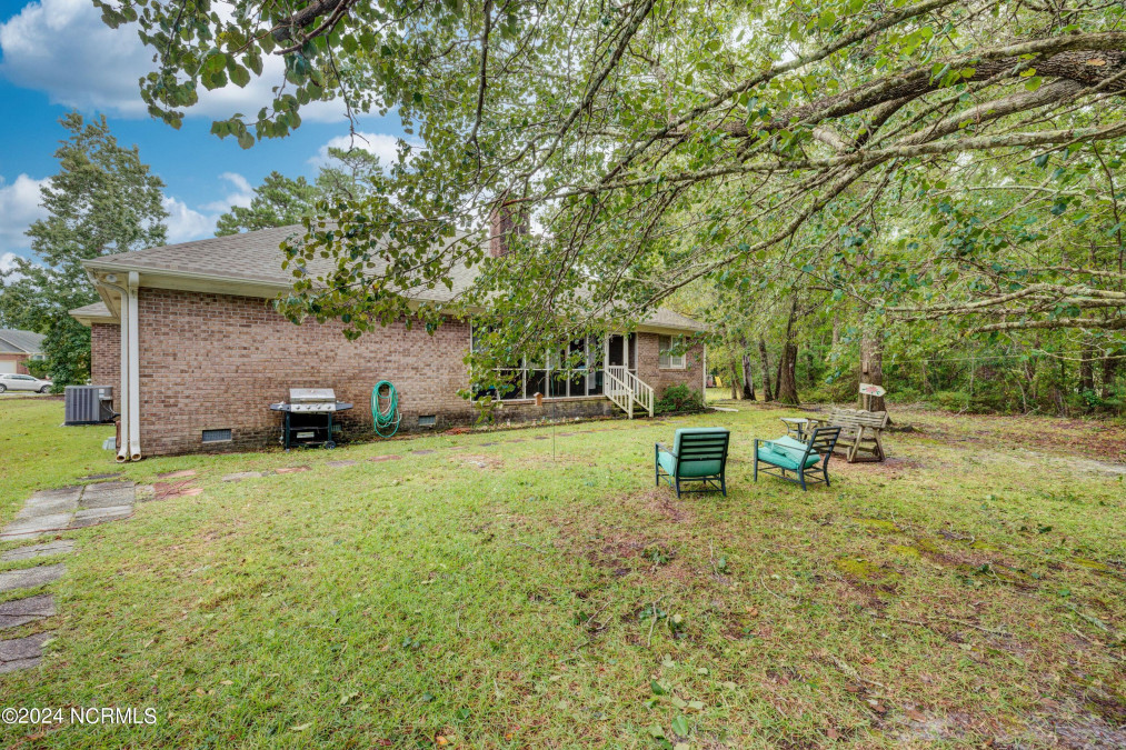 713 Grey Squirrel Dr Wilmington, NC 28409