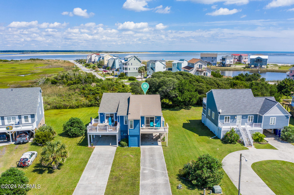 230 Port Dr North Topsail Beach, NC 28460