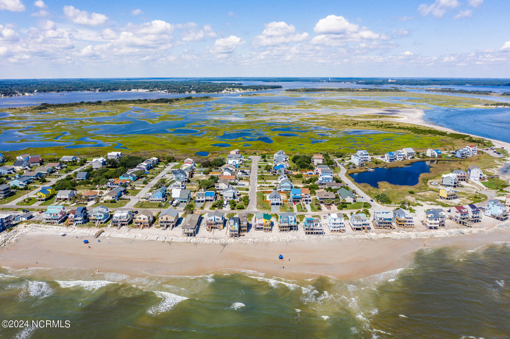 230 Port Dr North Topsail Beach, NC 28460