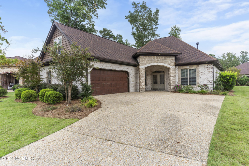 656 Jenoa Dr Castle Hayne, NC 28429