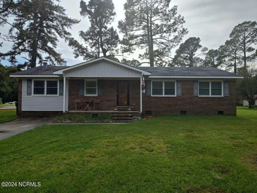 102 Arrowhead Trl Washington, NC 27889