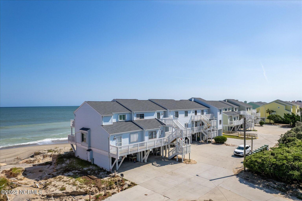 1202 Sand Dollar Ct Kure Beach, NC 28449