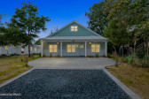 147 2nd St Oak Island, NC 28465