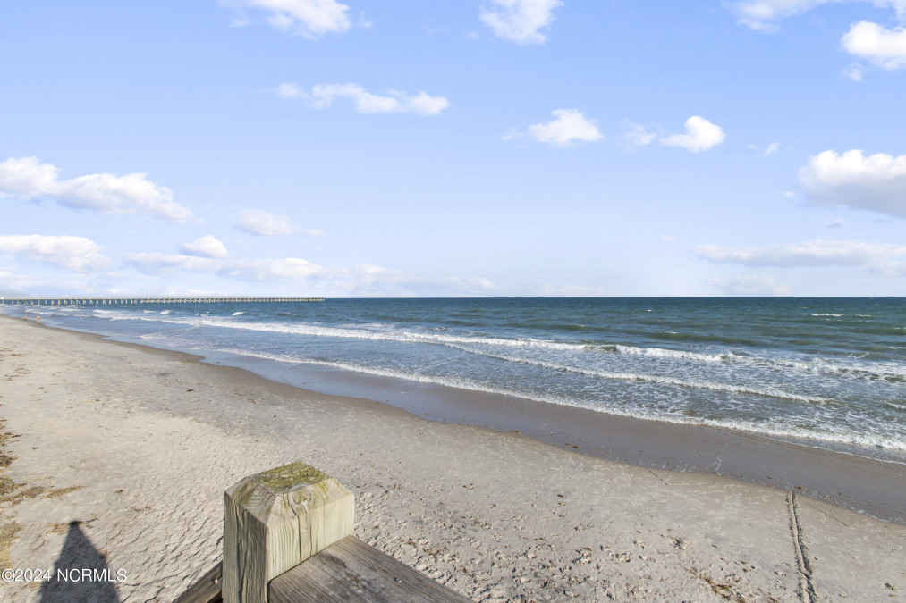 790 New River Inlet Rd North Topsail Beach, NC 28460